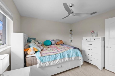 House in Punta Gorda, Florida 3 bedrooms, 158.77 sq.m. № 1691023 - photo 18