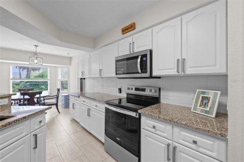 House in Punta Gorda, Florida 3 bedrooms, 158.77 sq.m. № 1691023 - photo 11
