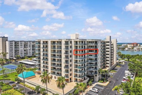 Condominio en venta en Clearwater, Florida, 3 dormitorios, 202.62 m2 № 2155789 - foto 2
