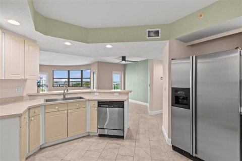 Condominio en venta en Clearwater, Florida, 3 dormitorios, 202.62 m2 № 2155789 - foto 9
