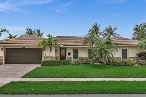 Villa ou maison à vendre à Deerfield Beach, Floride: 3 chambres, 180.79 m2 № 2250881 - photo 2