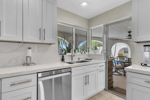 Villa ou maison à vendre à Deerfield Beach, Floride: 3 chambres, 180.79 m2 № 2250881 - photo 22