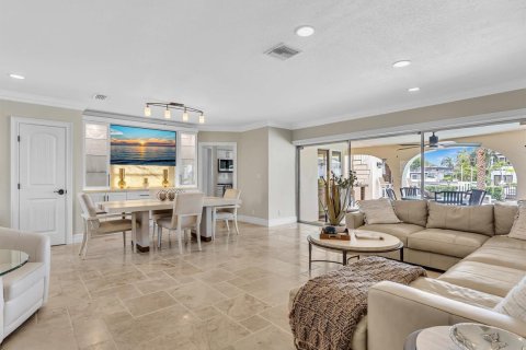 Villa ou maison à vendre à Deerfield Beach, Floride: 3 chambres, 180.79 m2 № 2250881 - photo 16
