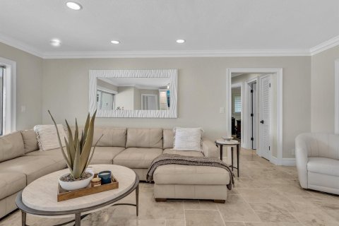 Villa ou maison à vendre à Deerfield Beach, Floride: 3 chambres, 180.79 m2 № 2250881 - photo 15