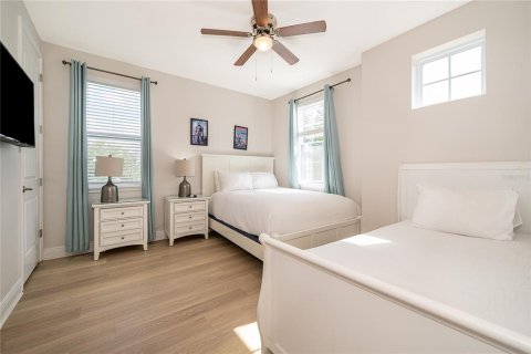 House in Kissimmee, Florida 5 bedrooms, 239.59 sq.m. № 2097468 - photo 29