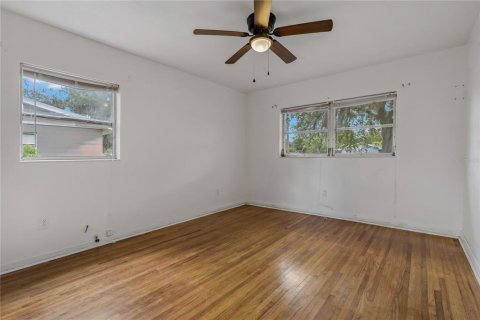 House in Auburndale, Florida 3 bedrooms, 133.69 sq.m. № 1806519 - photo 15