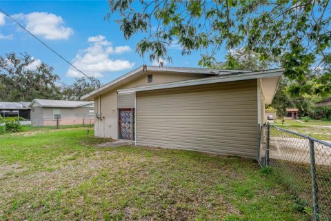House in Auburndale, Florida 3 bedrooms, 133.69 sq.m. № 1806519 - photo 28