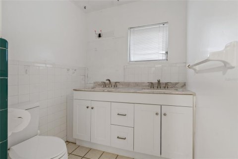 House in Auburndale, Florida 3 bedrooms, 133.69 sq.m. № 1806519 - photo 18