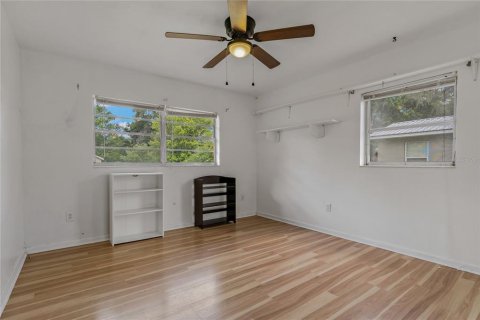 House in Auburndale, Florida 3 bedrooms, 133.69 sq.m. № 1806519 - photo 16