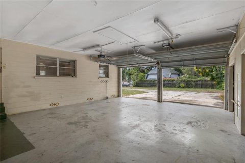 House in Auburndale, Florida 3 bedrooms, 133.69 sq.m. № 1806519 - photo 25