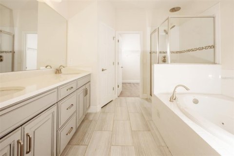 House in Wesley Chapel, Florida 3 bedrooms, 148.27 sq.m. № 1846782 - photo 5