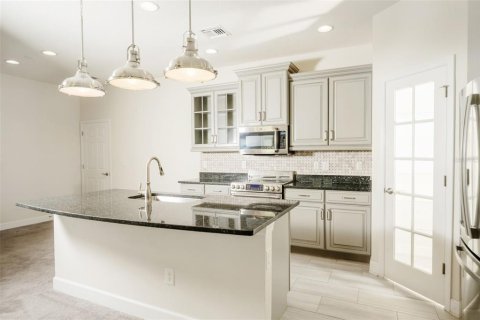 House in Wesley Chapel, Florida 3 bedrooms, 148.27 sq.m. № 1846782 - photo 9