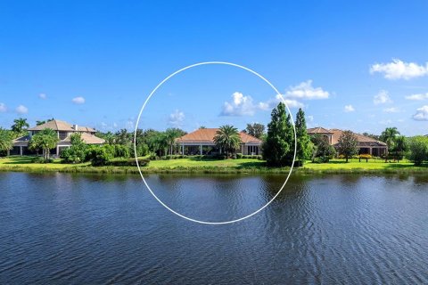 Casa en venta en Lakewood Ranch, Florida, 3 dormitorios, 465.07 m2 № 1914132 - foto 13