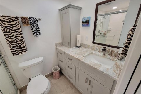 Condo in Saint Petersburg, Florida, 2 bedrooms  № 1411209 - photo 20