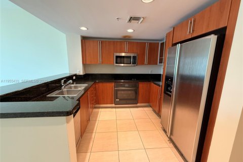 Condo in West Palm Beach, Florida, 1 bedroom  № 2028904 - photo 11