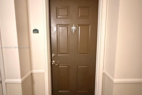 Condo in West Palm Beach, Florida, 1 bedroom  № 2028904 - photo 7