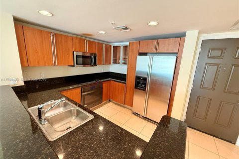 Condo in West Palm Beach, Florida, 1 bedroom  № 2028904 - photo 8