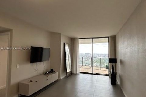 Condominio en venta en Miami, Florida, 1 dormitorio, 80.36 m2 № 2002995 - foto 13