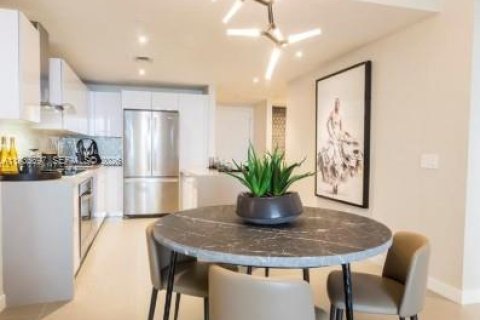 Condominio en venta en Miami, Florida, 1 dormitorio, 80.36 m2 № 2002995 - foto 22