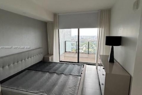 Condominio en venta en Miami, Florida, 1 dormitorio, 80.36 m2 № 2002995 - foto 14