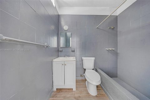 Propiedad comercial en venta en Miami, Florida, 181.16 m2 № 2030374 - foto 11