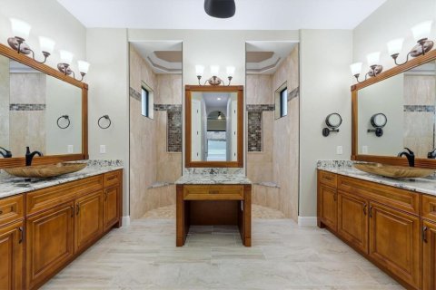 Casa en venta en Port Charlotte, Florida, 3 dormitorios, 199.65 m2 № 2098122 - foto 22