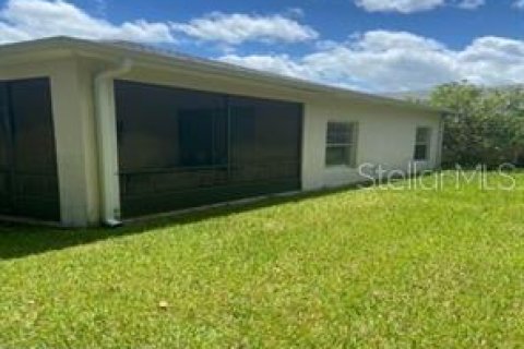 Casa en alquiler en Palm Coast, Florida, 3 dormitorios, 218.97 m2 № 1870357 - foto 5