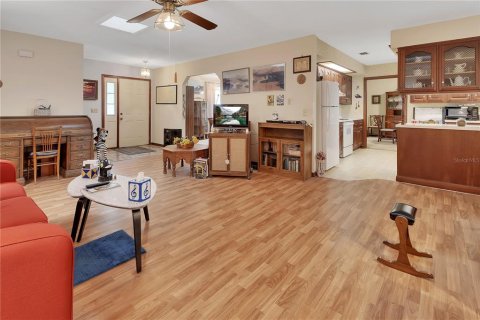 Villa ou maison à vendre à DeLand, Floride: 4 chambres, 225.85 m2 № 2389143 - photo 7