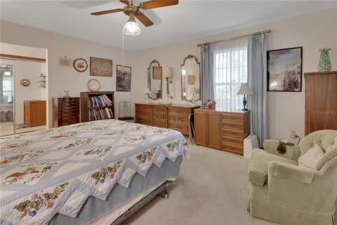 Villa ou maison à vendre à DeLand, Floride: 4 chambres, 225.85 m2 № 2389143 - photo 24