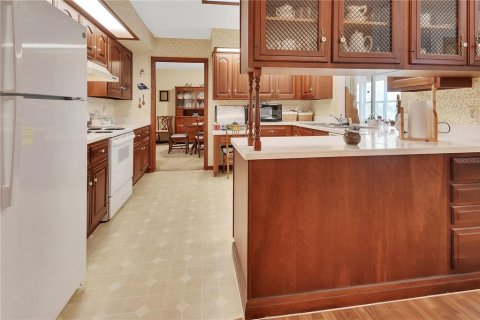 Villa ou maison à vendre à DeLand, Floride: 4 chambres, 225.85 m2 № 2389143 - photo 10
