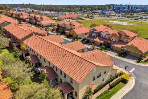Townhouse in Sanford, Florida 3 bedrooms, 138.52 sq.m. № 1559913 - photo 2