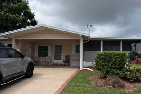 Appartement à louer à Port St. Lucie, Floride: 2 chambres, 107.86 m2 № 2384628 - photo 2