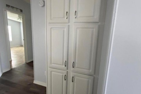 Appartement à louer à Port St. Lucie, Floride: 2 chambres, 107.86 m2 № 2384628 - photo 8