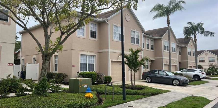 Townhouse in Sarasota, Florida 3 bedrooms, 152.36 sq.m. № 1733375