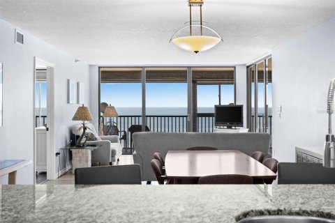Condominio en alquiler en Madeira Beach, Florida, 2 dormitorios, 110.55 m2 № 1906472 - foto 16