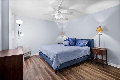 Condominio en alquiler en Madeira Beach, Florida, 2 dormitorios, 110.55 m2 № 1906472 - foto 9