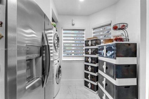 Купить таунхаус в Суитуотер, Флорида 2 спальни, 106.84м2, № 2048093 - фото 9