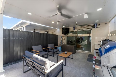 Купить таунхаус в Суитуотер, Флорида 2 спальни, 106.84м2, № 2048093 - фото 18