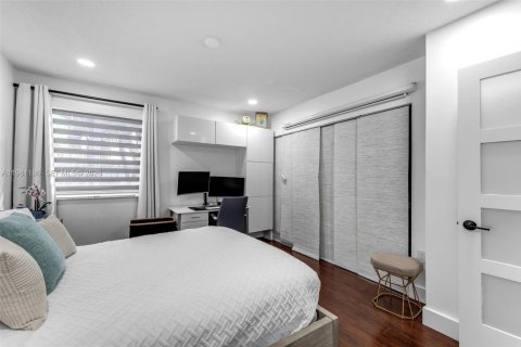 Купить таунхаус в Суитуотер, Флорида 2 спальни, 106.84м2, № 2048093 - фото 12