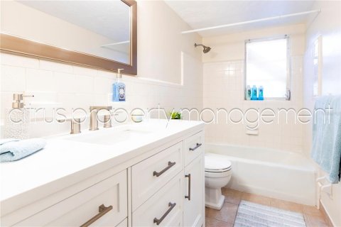 Appartement à louer à Orlando, Floride: 2 chambres, 80.36 m2 № 2399102 - photo 12