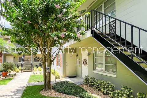Appartement à louer à Orlando, Floride: 2 chambres, 80.36 m2 № 2399102 - photo 3