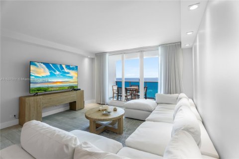 Condominio en venta en Miami Beach, Florida, 3 dormitorios, 144.93 m2 № 1697293 - foto 6