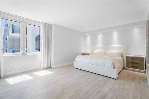 Condominio en venta en Miami Beach, Florida, 3 dormitorios, 144.93 m2 № 1697293 - foto 10