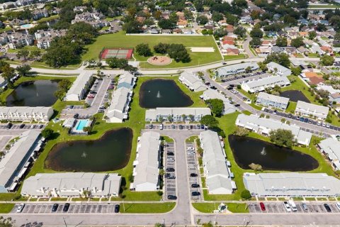 Touwnhouse à vendre à Tampa, Floride: 2 chambres, 127.83 m2 № 1904916 - photo 27