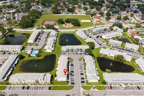 Touwnhouse à vendre à Tampa, Floride: 2 chambres, 127.83 m2 № 1904916 - photo 25