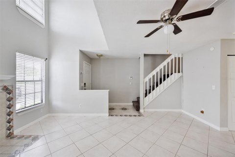 Touwnhouse à vendre à Tampa, Floride: 2 chambres, 127.83 m2 № 1904916 - photo 6