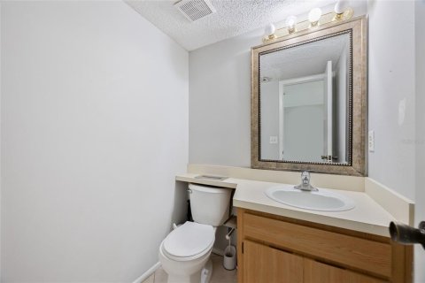 Touwnhouse à vendre à Tampa, Floride: 2 chambres, 127.83 m2 № 1904916 - photo 11
