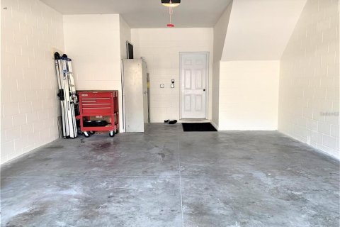 Townhouse in Tampa, Florida 3 bedrooms, 137.5 sq.m. № 1900603 - photo 24