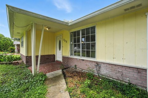 House in Holly Hill, Florida 3 bedrooms, 142.05 sq.m. № 1837837 - photo 8