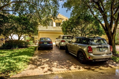 Villa ou maison à vendre à Pompano Beach, Floride: 3 chambres, 230.12 m2 № 2024285 - photo 23